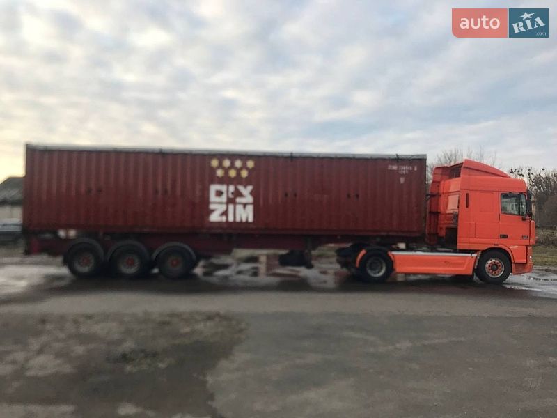 Контейнеровоз DAF XF 95 2000 в Костополе