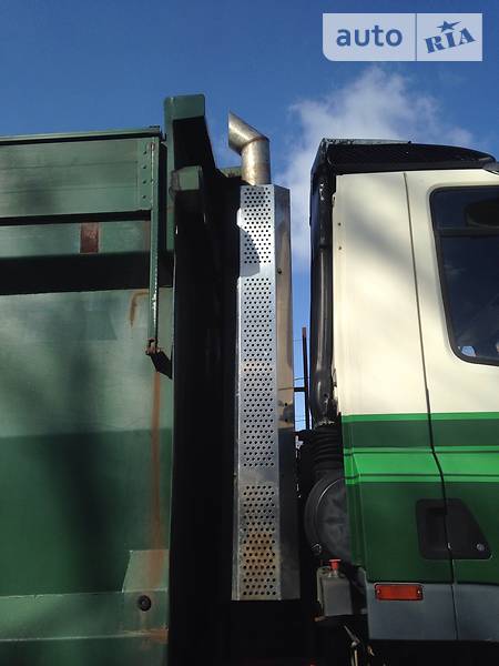 Самосвал DAF XF 2000 в Днепре