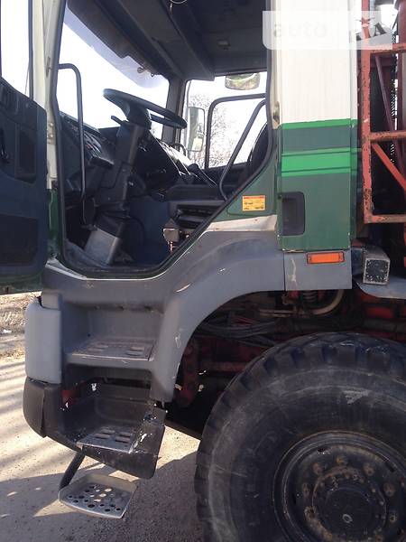 Самосвал DAF XF 2000 в Днепре