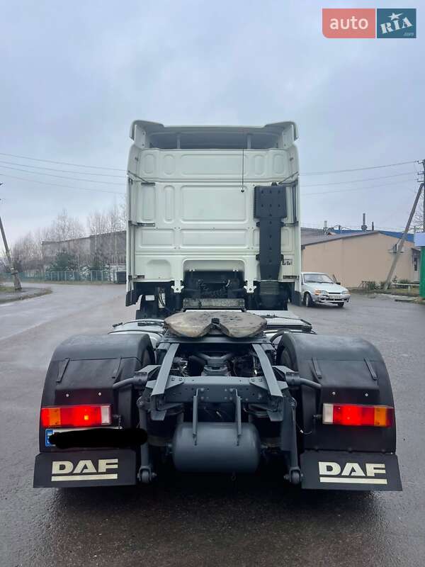 Тягач DAF XF 2011 в Ровно