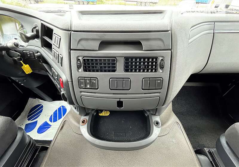 Тягач DAF XF 2017 в Львове