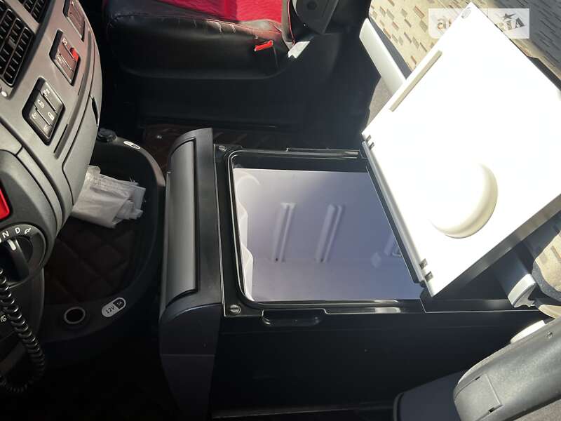 Тягач DAF XF 2016 в Кривом Роге