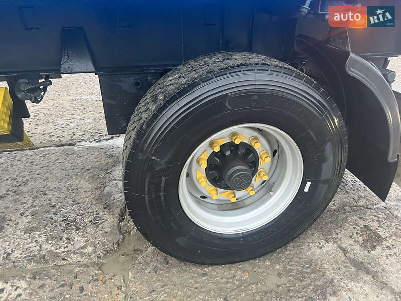 Контейнеровоз DAF XF 2005 в Одессе