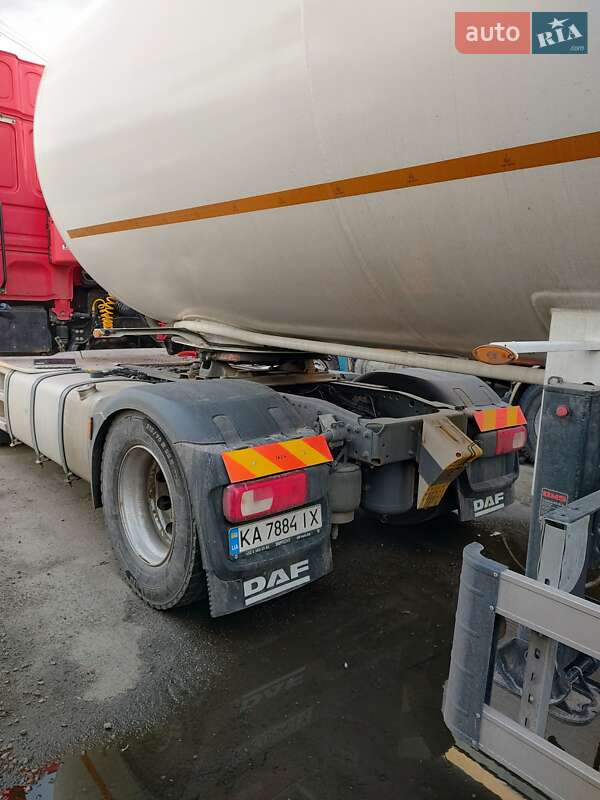 Тягач DAF XF 2015 в Киеве