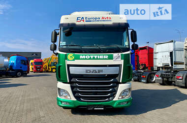 Тягач DAF XF 2014 в Ровно