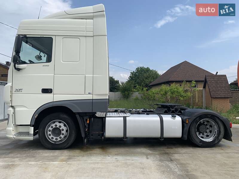 Тягач DAF XF 2015 в Днепре
