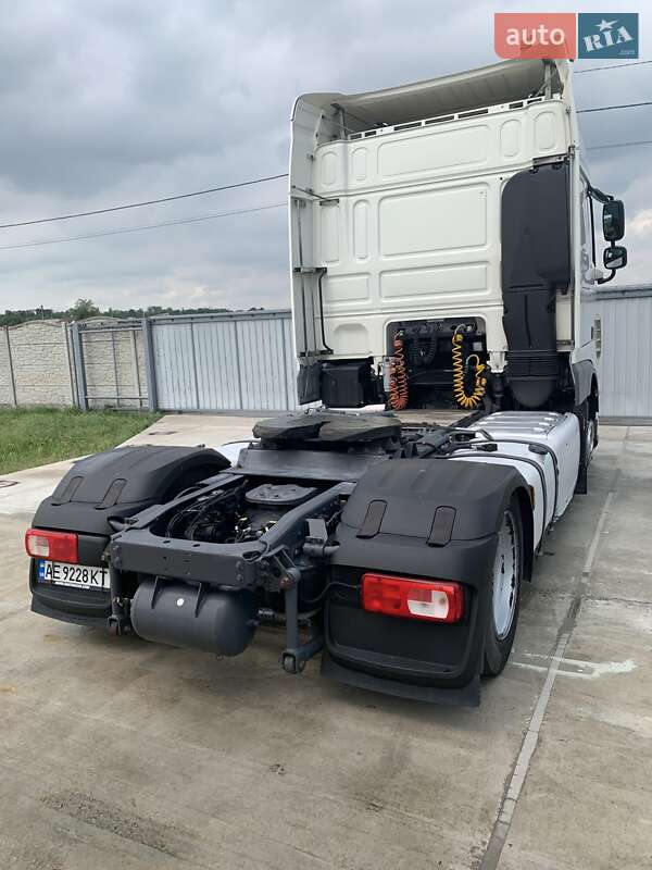 Тягач DAF XF 2015 в Днепре