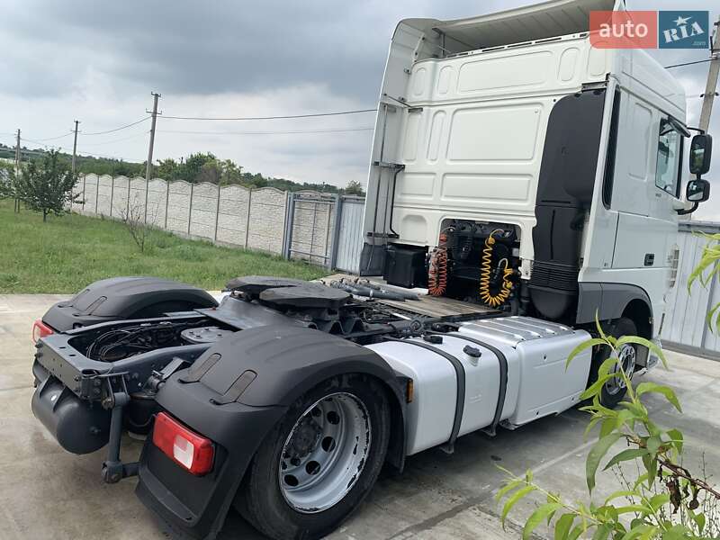 Тягач DAF XF 2015 в Днепре