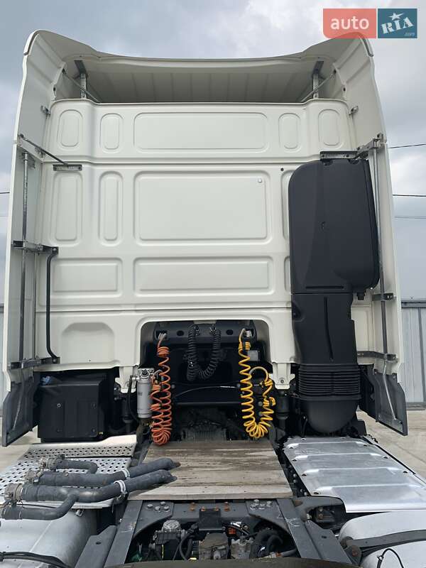 Тягач DAF XF 2015 в Днепре