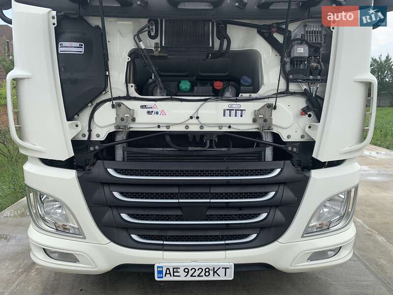 Тягач DAF XF 2015 в Днепре