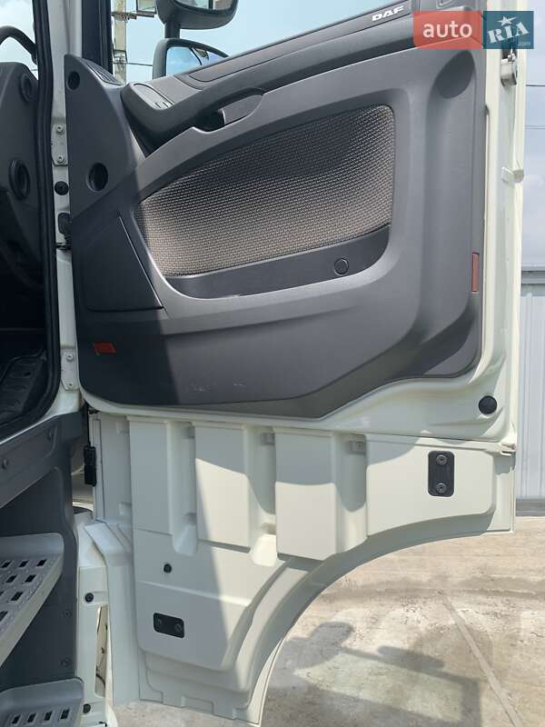 Тягач DAF XF 2015 в Днепре