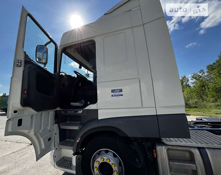 Тягач DAF XF 2018 в Львові