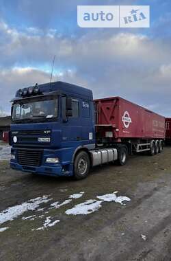 Зерновоз DAF XF 2003 в Львове