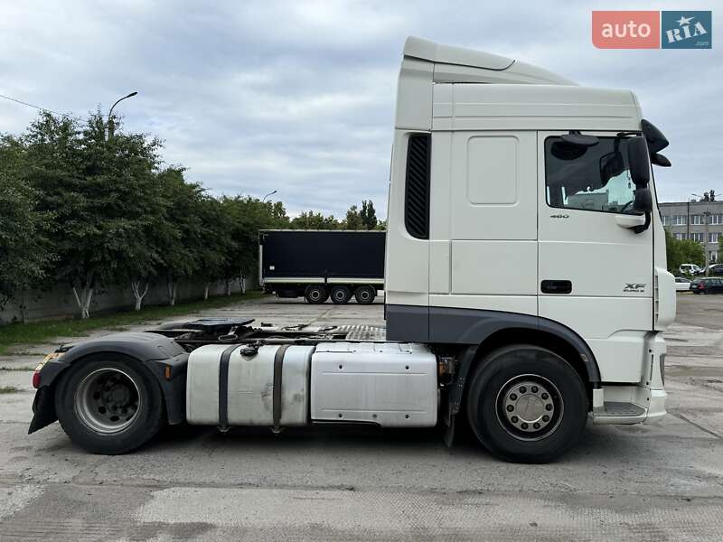 Тягач DAF XF 2015 в Ровно