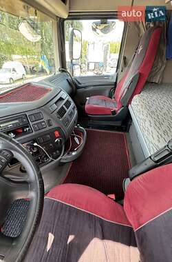 Тягач DAF XF 2015 в 