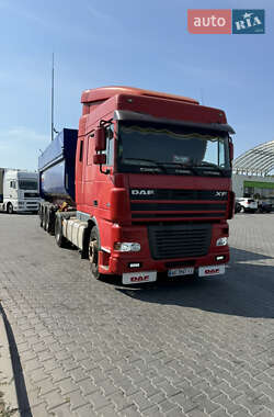 Тягач DAF XF 2006 в Дніпрі