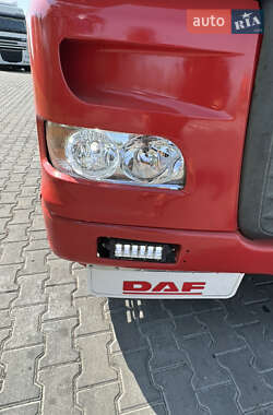 Тягач DAF XF 2006 в Дніпрі