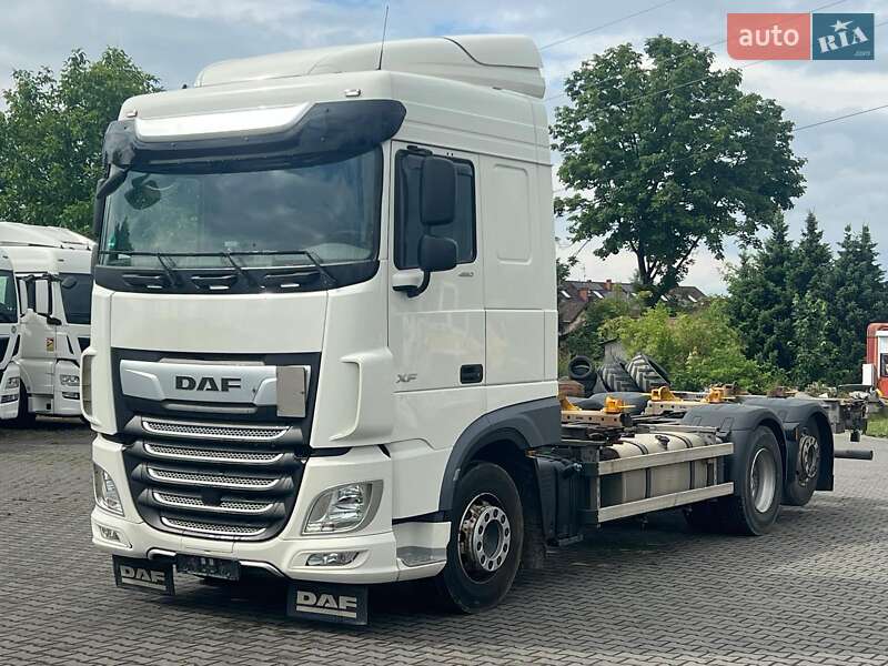 Контейнеровоз DAF XF 2020 в Ровно