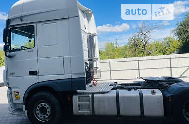 Тягач DAF XF 2015 в 