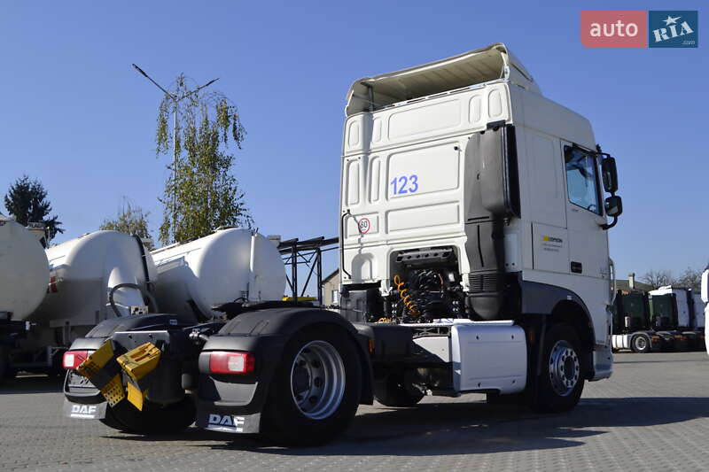 Тягач DAF XF 2015 в Хусте