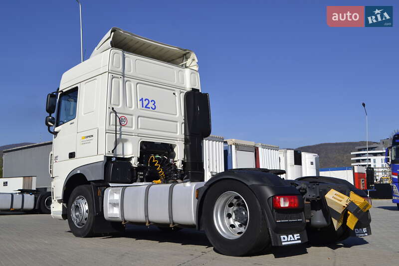 Тягач DAF XF 2015 в Хусті