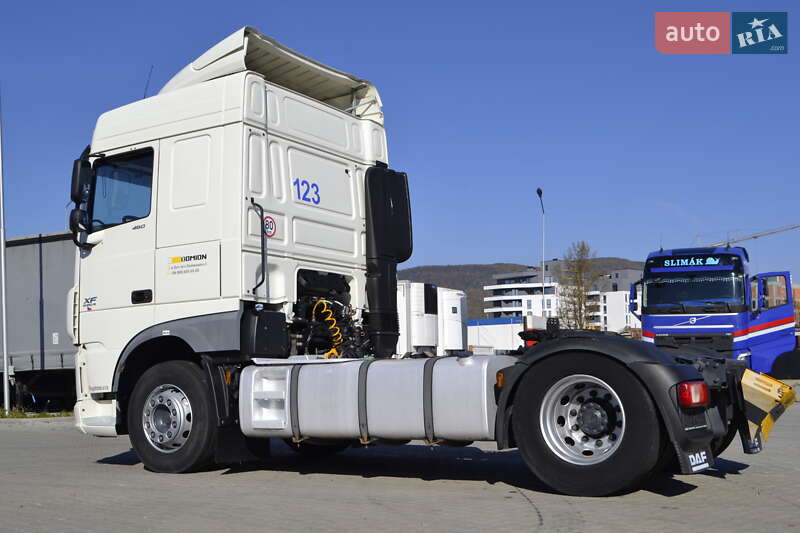Тягач DAF XF 2015 в Хусті