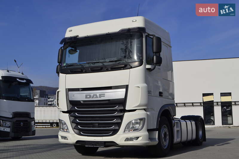 Тягач DAF XF 2017 в Хусті