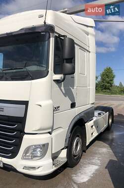 Тягач DAF XF 2015 в 