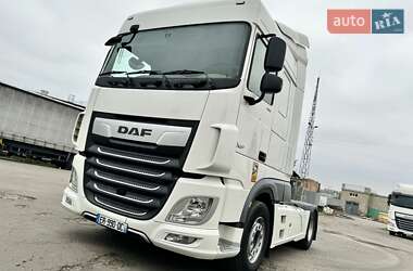 Тягач DAF XF 2017 в Рівному