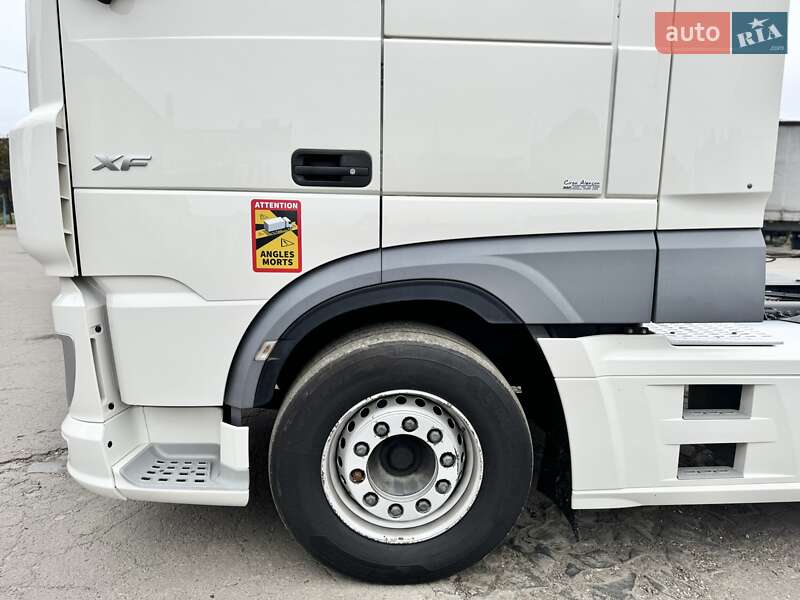 Тягач DAF XF 2017 в Ровно