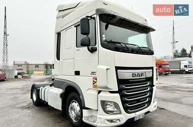 Тягач DAF XF 2015 в Рівному