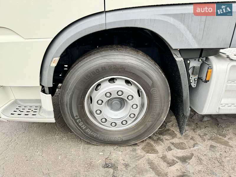 Тягач DAF XF 2015 в Ровно