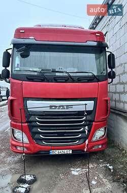 Тягач DAF XF 2014 в Киеве