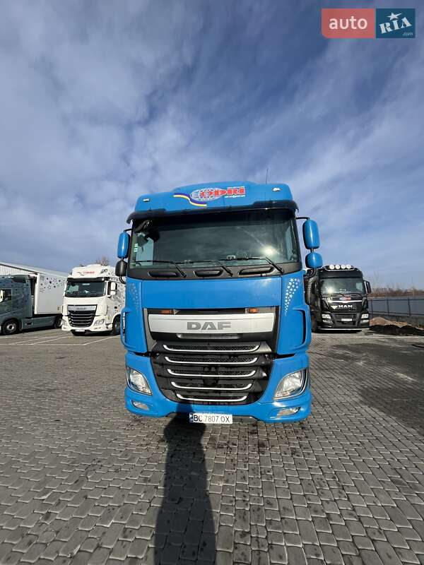 Тягач DAF XF 2014 в 