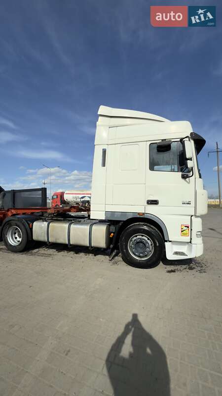 Тягач DAF XF 2006 в 