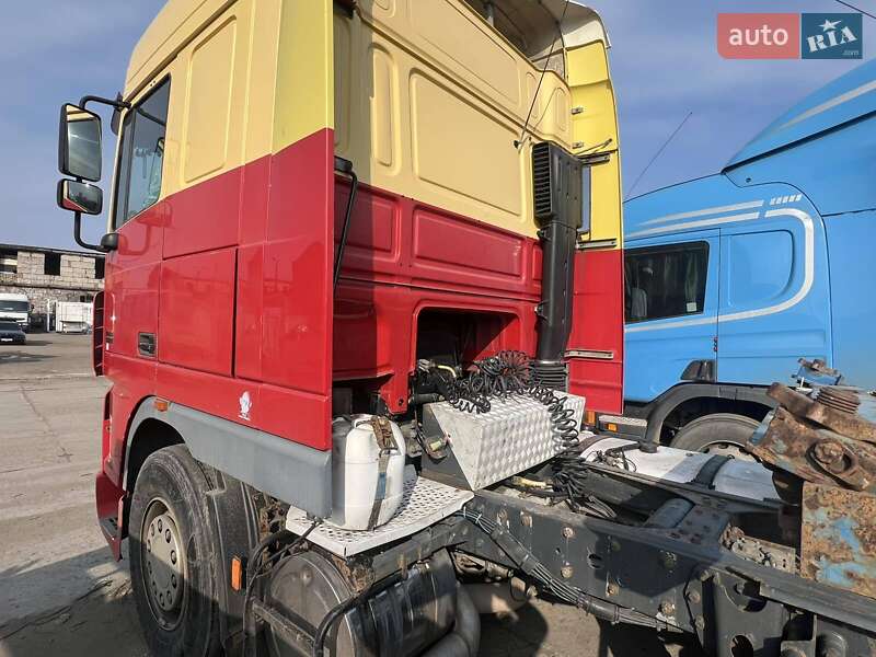 Тягач DAF XF 2005 в 