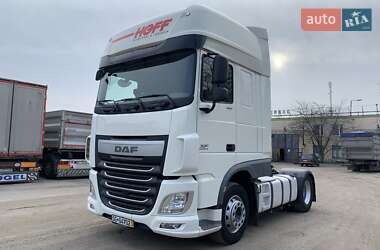 Тягач DAF XF 2015 в 