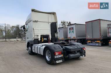 Тягач DAF XF 2015 в 