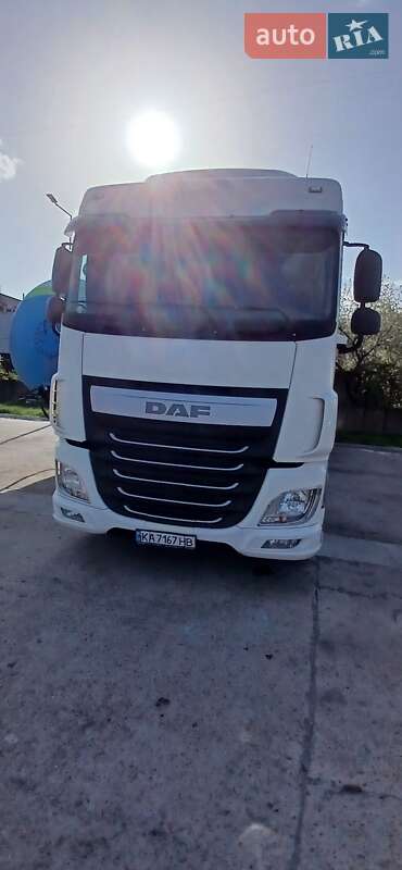 Тягач DAF XF 2016 в Киеве
