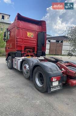 Тягач DAF XF 2015 в 