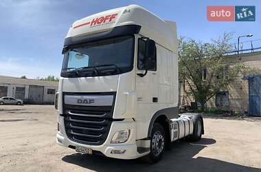 Тягач DAF XF 2015 в 
