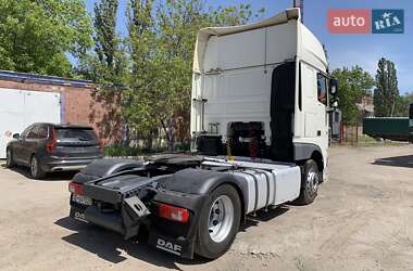 Тягач DAF XF 2015 в 