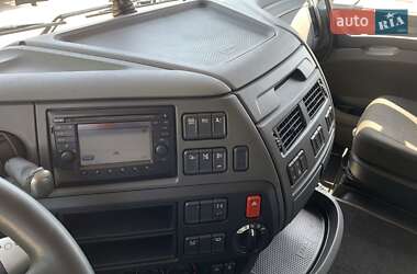 Тягач DAF XF 2015 в 