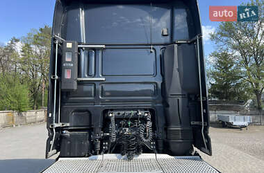 Тягач DAF XF 2014 в 