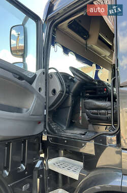 Тягач DAF XF 2014 в 
