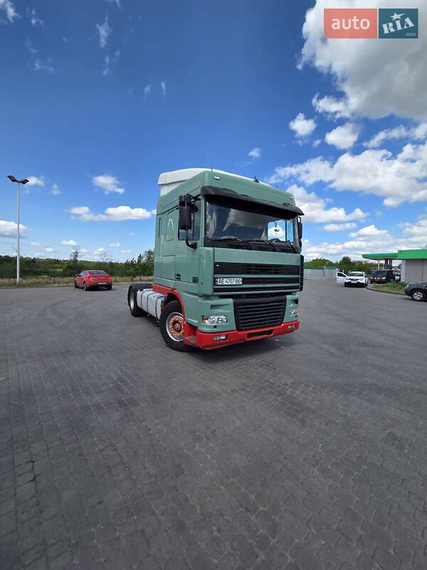 Тягач DAF XF 1998 в Павлограде