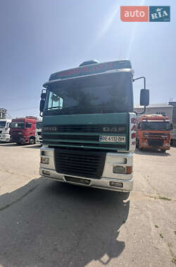 Тягач DAF XF 2000 в 