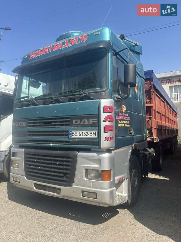 Тягач DAF XF 2000 в Николаеве