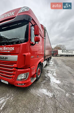 Тягач DAF XF 2015 в 