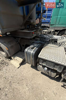 Тягач DAF XF 2011 в 